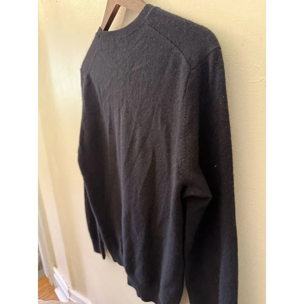 UNIQLO 100% Cashmere Crewneck Sweater Black Mens Small Minimalist Knit
